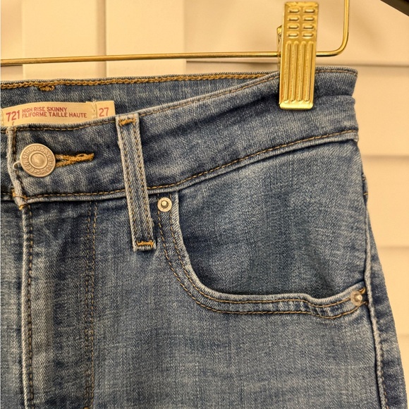 Levi's 721 Women’s High Rise Skinny Size 27 - Picture 7 of 13
